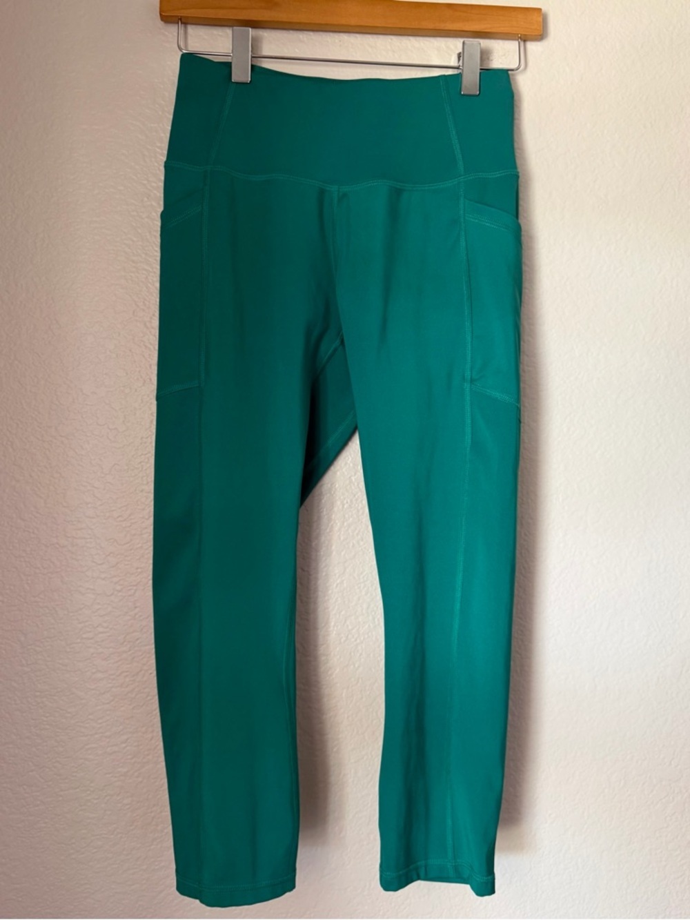 All In Motion Green Mid Rise Leggings & Sports Bra Set Size Small Activewear